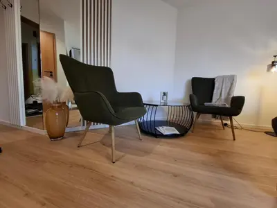 Ein Sitzbereich in der Unterkunft Select-Home 5 - Entspannen & Wohlfühlen am Stausee