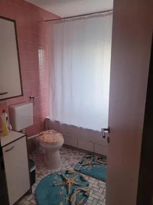 Ein Badezimmer in der Unterkunft Alexas Ferienwohnung