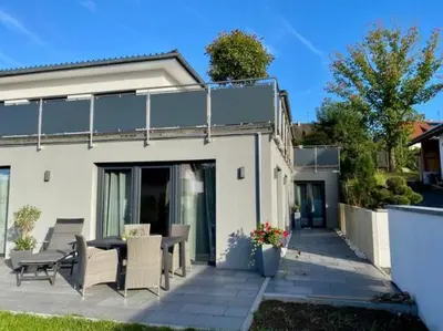 Das Gebäude in dem sich die Ferienwohnung befindet