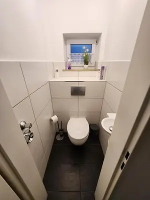 Ein Badezimmer in der Unterkunft große moderne Unterkunft in Wunsiedel