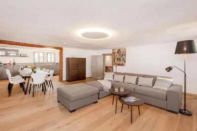 Ein Sitzbereich in der Unterkunft Ferienwohnung Mühlbachgasse 9