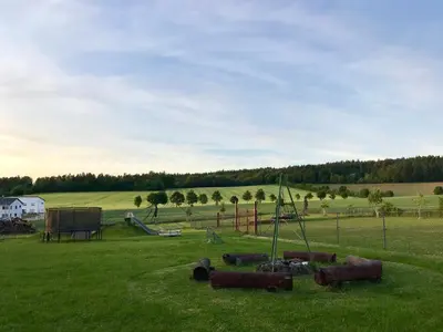 Ein Garten an der Unterkunft Rennerhof-Siebeneichen Fewo Frechdachs