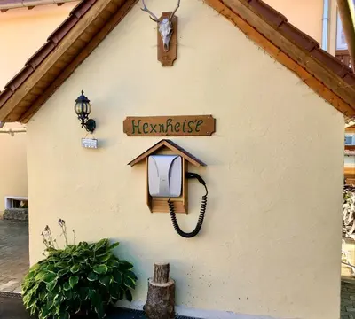 Ein Zertifikat, Auszeichnung, Logo oder anderes Dokument, das in der Unterkunft Rennerhof-Siebeneichen Fewo Frechdachs ausgestellt ist