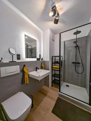 Ein Badezimmer in der Unterkunft Moderne Ferienwohnung in ruhiger idyllischer Lage 2 plus 2 Personen möglich