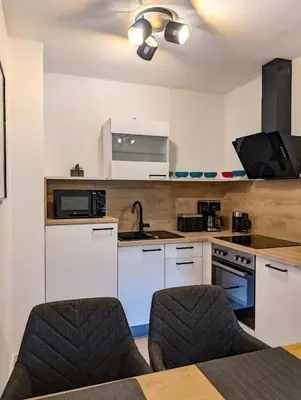 Küche/Küchenzeile in der Unterkunft Moderne Ferienwohnung in ruhiger idyllischer Lage 2 plus 2 Personen möglich