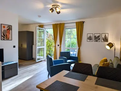 Ein Sitzbereich in der Unterkunft Moderne Ferienwohnung in ruhiger idyllischer Lage 2 plus 2 Personen möglich
