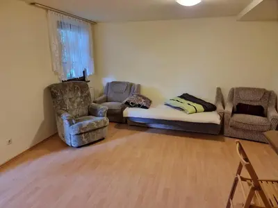 Ein Sitzbereich in der Unterkunft Gastarbeiter , Monteur, Wohnungen