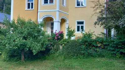Ein Garten an der Unterkunft Minimalist Style Apartment In Upper Palatinate
