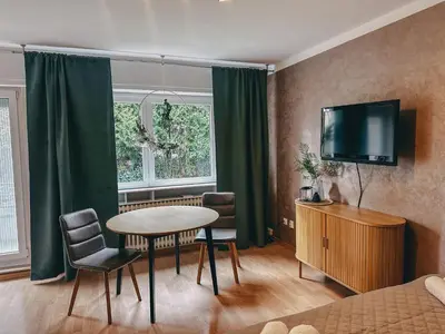 TV/Unterhaltungsangebot in der Unterkunft Sali Homes - SM0 charming Apartment short walk from city center of Bayreuth