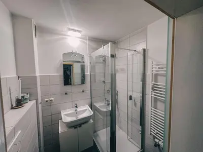 Ein Badezimmer in der Unterkunft Sali Homes - SM0 charming Apartment short walk from city center of Bayreuth