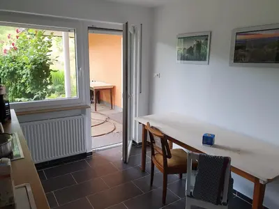 Ein Sitzbereich in der Unterkunft Hanghaus in Alleinlage - WE basement