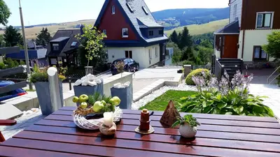 Das Gebäude in dem sich die Ferienwohnung befindet