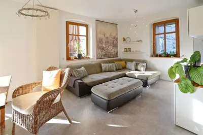 Ein Sitzbereich in der Unterkunft Ferienwohnung Scharfenberg