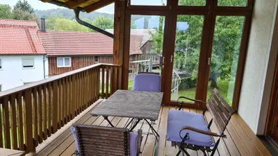 Ein Balkon oder eine Terrasse in der Unterkunft Ferienwohnung Dirscherl