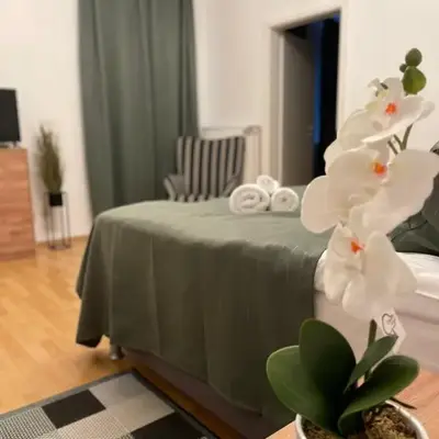 City 2-Zimmer Apartment mit Balkon
