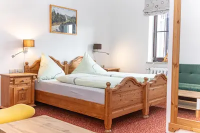 Ein Bett oder Betten in einem Zimmer der Unterkunft Berggasthof Neues Haus