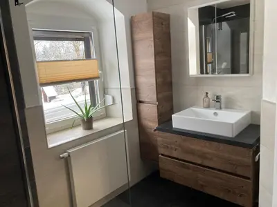 Ein Badezimmer in der Unterkunft Ferienwohnung Hammerbergblick Rittersgrün
