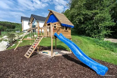 Ein Kinderspielbereich in der Unterkunft Panoramabungalow Typ 50