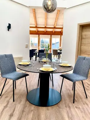 Ein Sitzbereich in der Unterkunft Ferienhaus Bayreuth für 10 Personen mit Garten