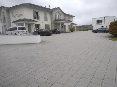 Das Gebäude in dem sich die Ferienwohnung befindet