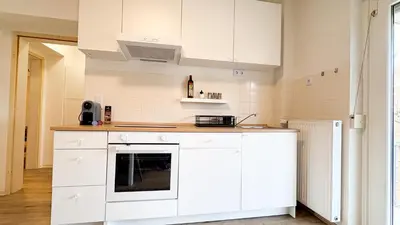 Küche/Küchenzeile in der Unterkunft Helle gemütliche 3-Zi-Whg mit Terrasse und Gartenzugang