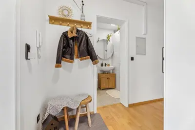 Grundriss der Unterkunft Stay Malou Apartment zentrumsnah mit Kaffee-Teebar, Arbeitsplatz, Balkon und kostenlosen Stellplatz