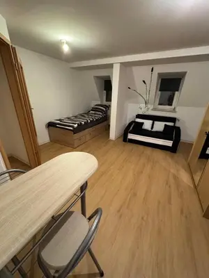 Küche/Küchenzeile in der Unterkunft 2-Raum Ferienwohnung Zentrumsnah Plauen
