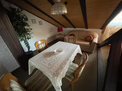 Ein Sitzbereich in der Unterkunft Ferienwohnung Jägersruh