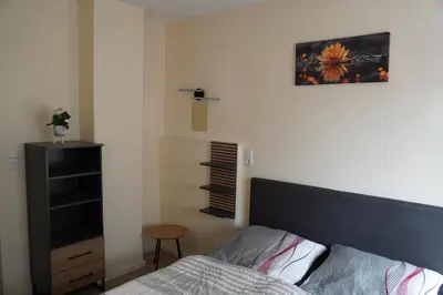 Ein Bett oder Betten in einem Zimmer der Unterkunft Ferienwohnung Sebald