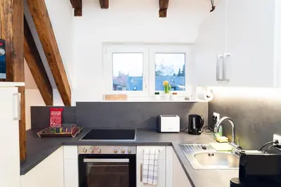 Küche/Küchenzeile in der Unterkunft AMBERG APART - Apartment-Wohnung 3 - Wohnraum auf Zeit