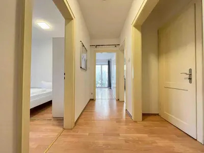Ein Bett oder Betten in einem Zimmer der Unterkunft SWF122 Gemütliche Monteurwohnung Übergangswohnung