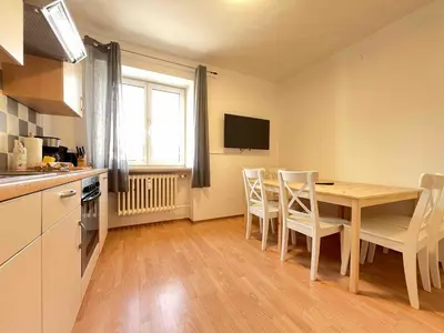 Küche/Küchenzeile in der Unterkunft SWF122 Gemütliche Monteurwohnung Übergangswohnung