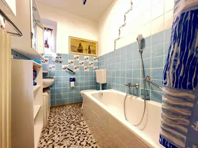 Ein Badezimmer in der Unterkunft SWF122 Gemütliche Monteurwohnung Übergangswohnung