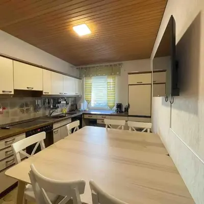 SAD241 Große Monteurwohnung Übergangswohnung