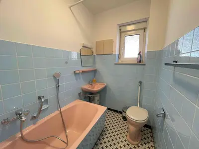 Ein Badezimmer in der Unterkunft SAD242 Große Monteurwohnung Übergangswohnung