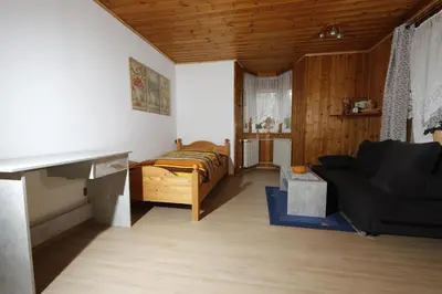 Ein Sitzbereich in der Unterkunft Ferienwohnung Anderswo