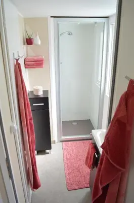 Ein Badezimmer in der Unterkunft MainMoment