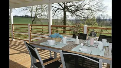 Ein Balkon oder eine Terrasse in der Unterkunft MainMoment