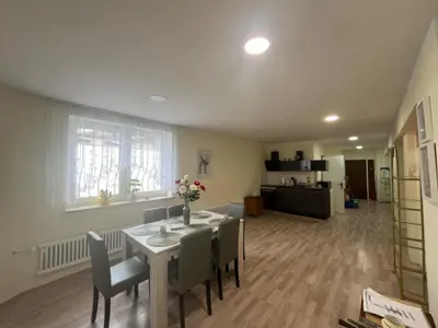 Küche/Küchenzeile in der Unterkunft Ferienwohnung am Neumarkt