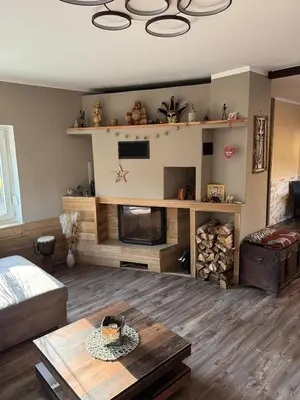 TV/Unterhaltungsangebot in der Unterkunft Wunderschöne Ferienwohnung mit Kamin in Göritz 07927 Hirschberg