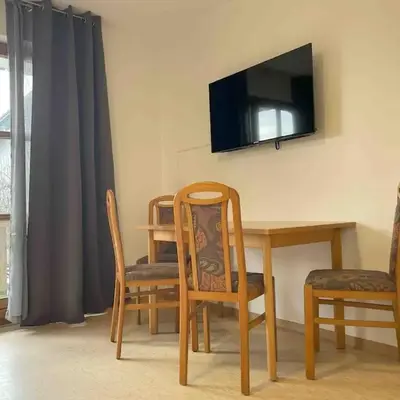 STA1115 gut geschnittene Monteurwohnung mit Balkon
