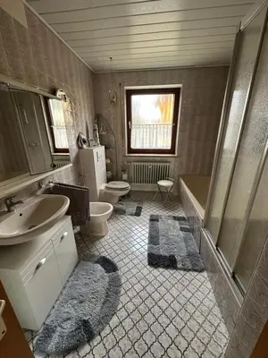 Ein Badezimmer in der Unterkunft Ziegelhüttenblick -auch für Monteure geeignet
