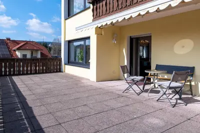 Ein Balkon oder eine Terrasse in der Unterkunft Ferienwohnung Haus Siebenstern
