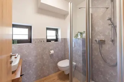 Ein Badezimmer in der Unterkunft Ferienwohnung Haus Siebenstern