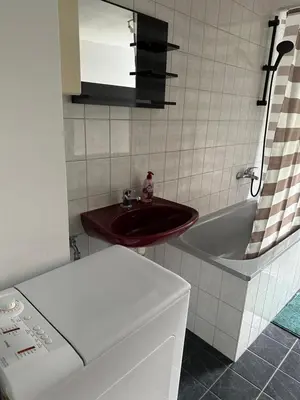 Ein Badezimmer in der Unterkunft 2 Raum Ferienwohnung mit 2 Schlafzimmer