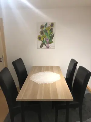 Ein Sitzbereich in der Unterkunft Ferienwohnung in Furth im Wald