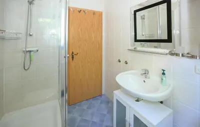 Ein Badezimmer in der Unterkunft Gorgeous Home In Waldthurn With Wifi