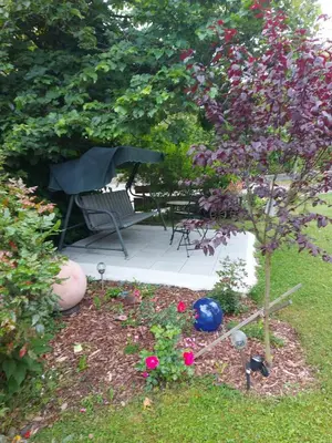 Ein Garten an der Unterkunft Ferienwohnung Reinhold