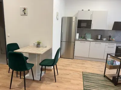 Küche/Küchenzeile in der Unterkunft City Base