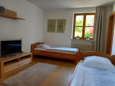 Ein Bett oder Betten in einem Zimmer der Unterkunft Goldsteig 2 -Zweibettzimmer